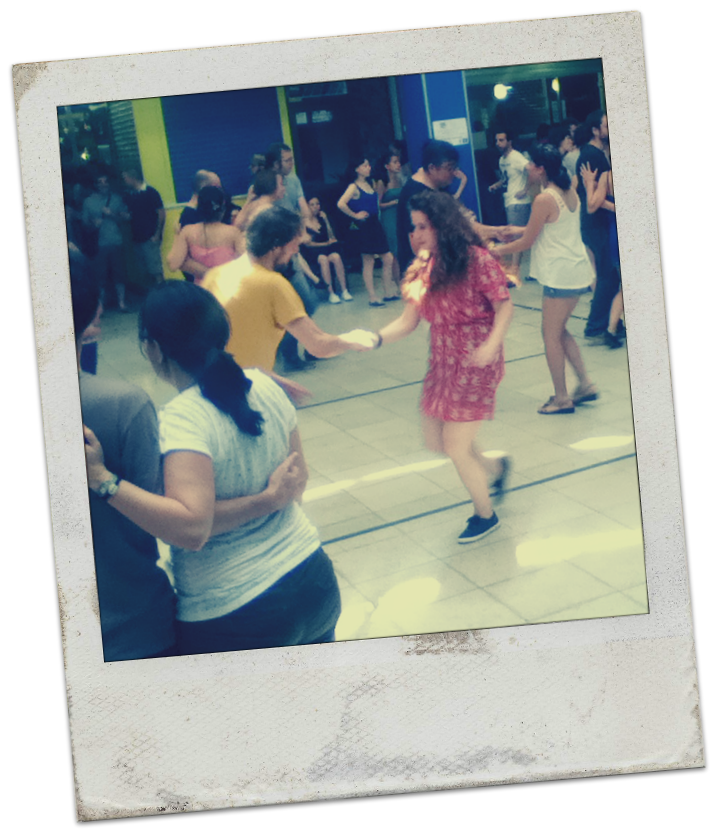 Swing dancers, San Fernando Mercado